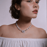 Brilliant-Naire Necklace White with Quartz