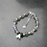 We shell vibe Labradorite Bracelet